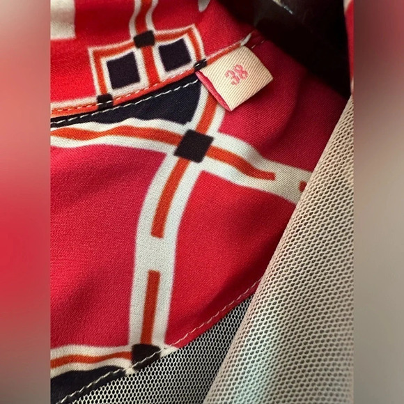 VILAGALLO Spanish Silk Stretch Horizontal Print Shirt Dress Sz 38 US 6 NEW COND - Picture 9 of 16